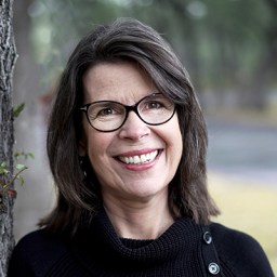 Portrait of Barbara Reaoch