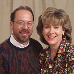 portrait of Alberto and Debbie Rodriguez